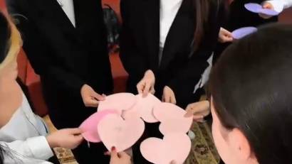 Қыздар жиналысы